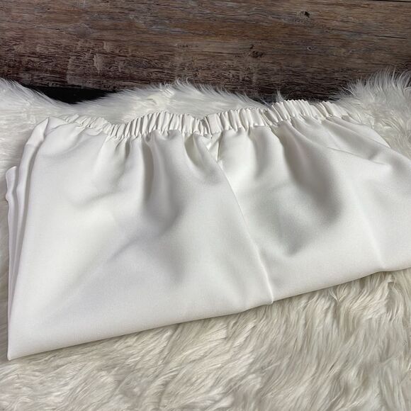 BonWorth Ladies Elastic Waist  Bermuda Style Shorts Large Petite Solid White - Picture 4 of 4